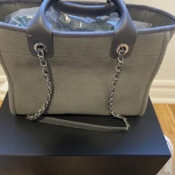 Chanel Deauville tote small - Picture 2 of 8